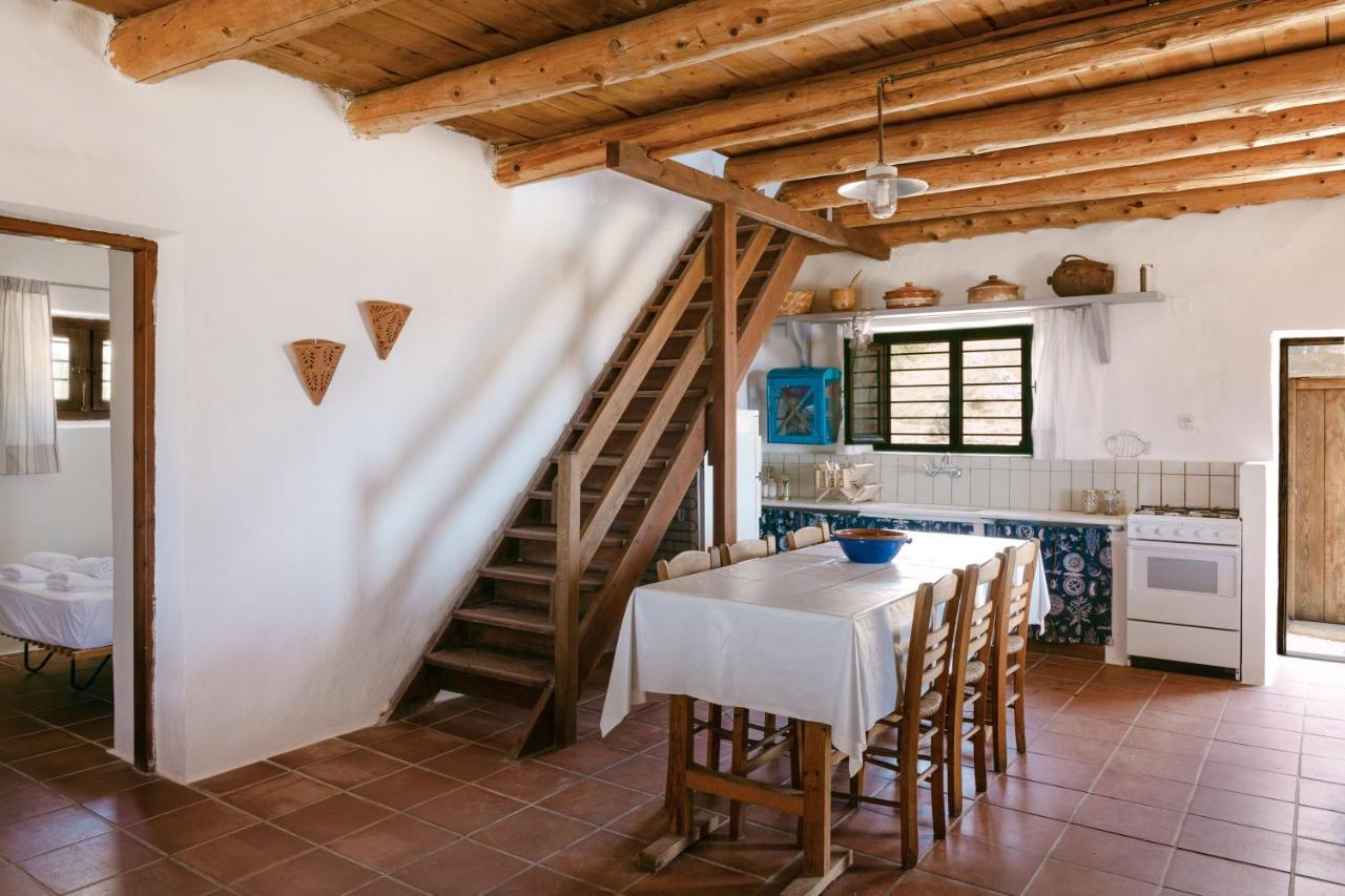 Yiannioú Villa Unica מראה חיצוני תמונה