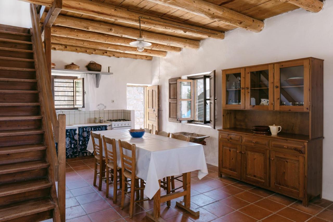Yiannioú Villa Unica מראה חיצוני תמונה