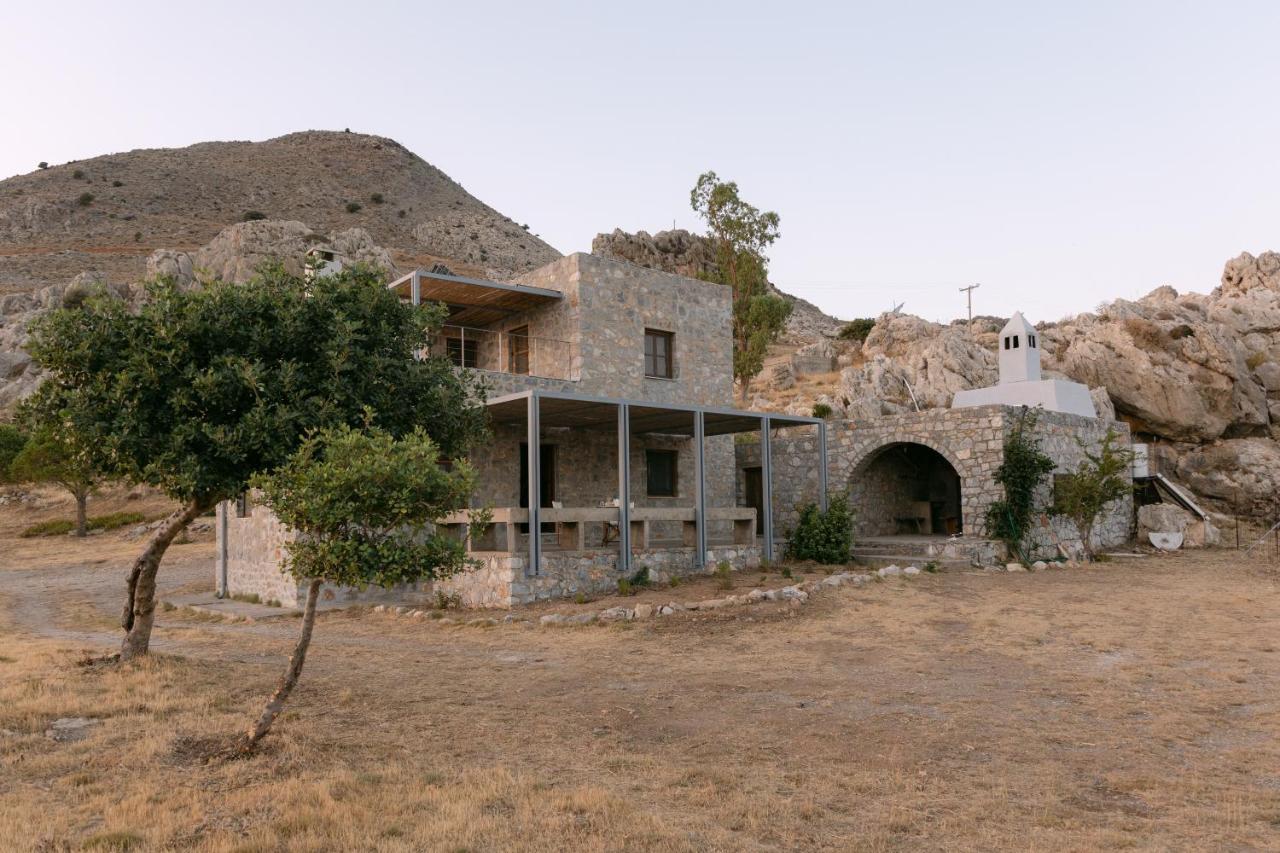 Yiannioú Villa Unica מראה חיצוני תמונה